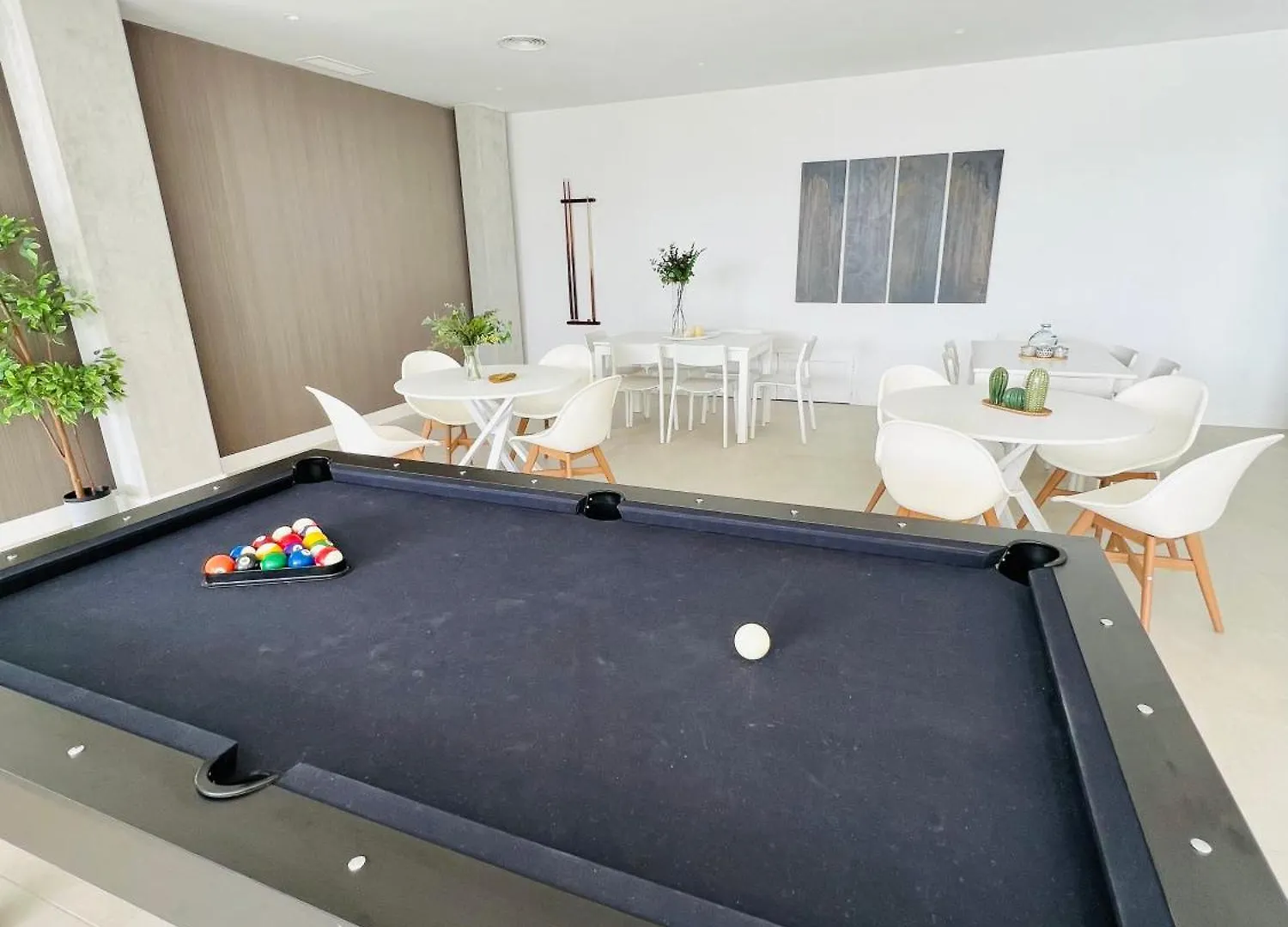 Apartment Logement Moderne Et Cosy Avec Piscine, Jacuzzi, Salle De Sport Et Billard Estepona Spain