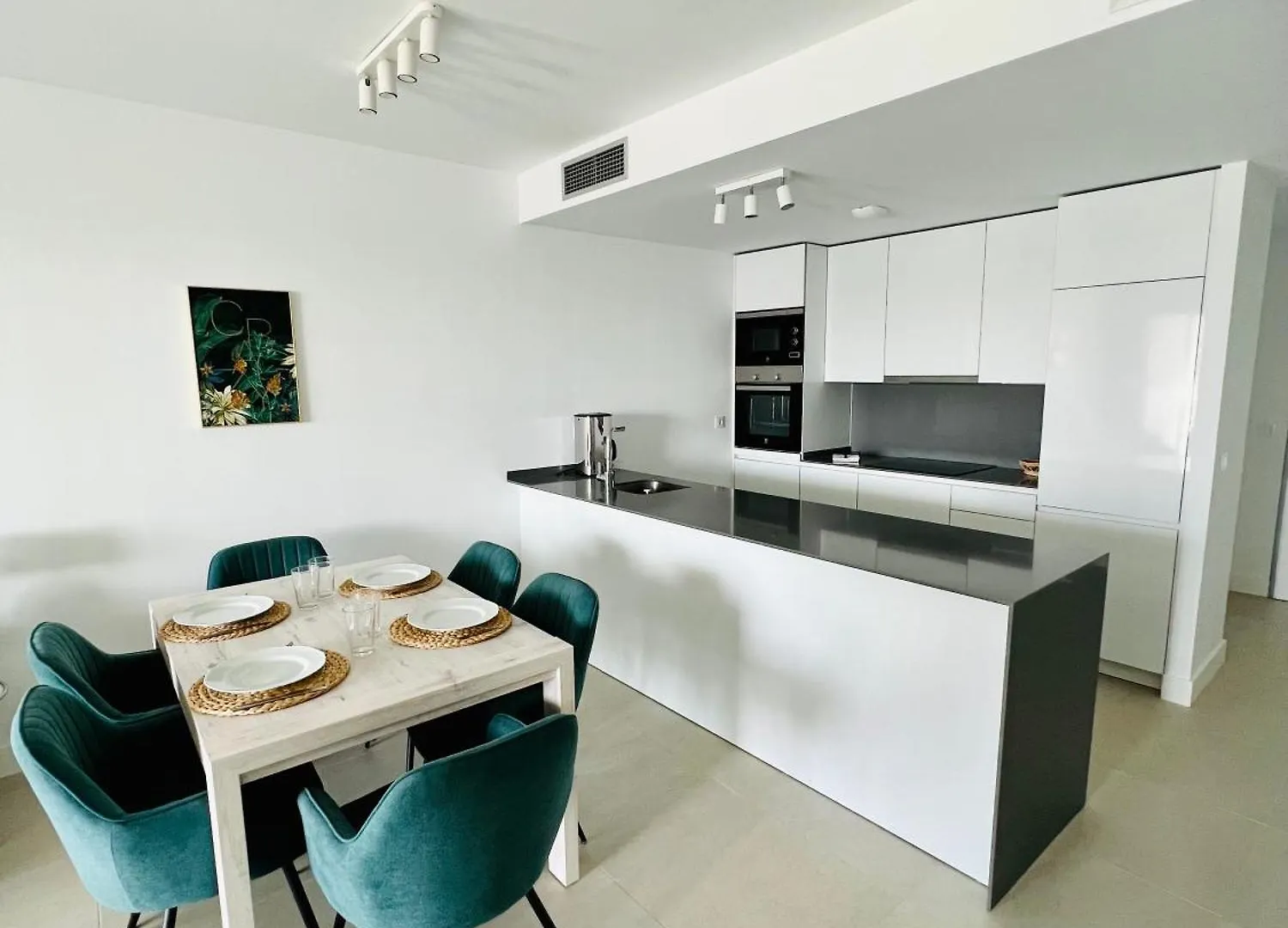 Logement Moderne Et Cosy Avec Piscine, Jacuzzi, Salle De Sport Et Billard Estepona 0*,