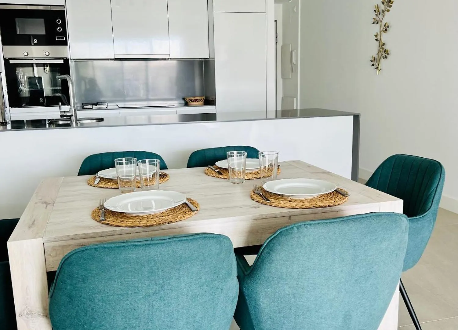 Logement Moderne Et Cosy Avec Piscine, Jacuzzi, Salle De Sport Et Billard Estepona
