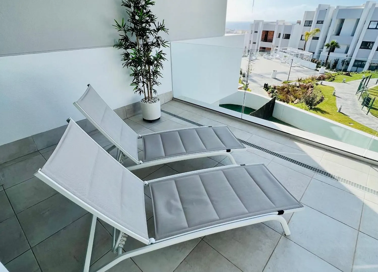Apartment Logement Moderne Et Cosy Avec Piscine, Jacuzzi, Salle De Sport Et Billard Estepona