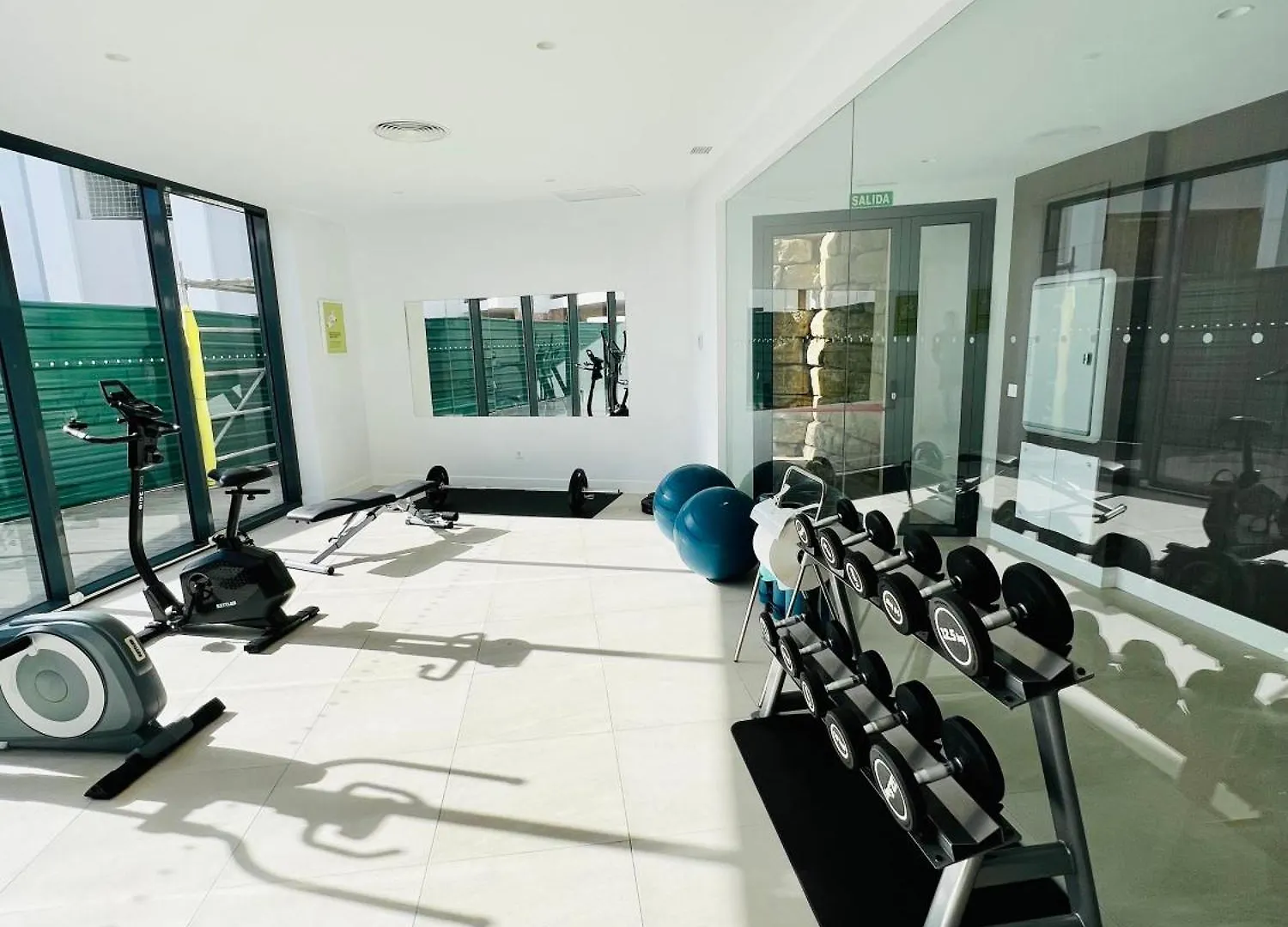 Logement Moderne Et Cosy Avec Piscine, Jacuzzi, Salle De Sport Et Billard Estepona 0*,