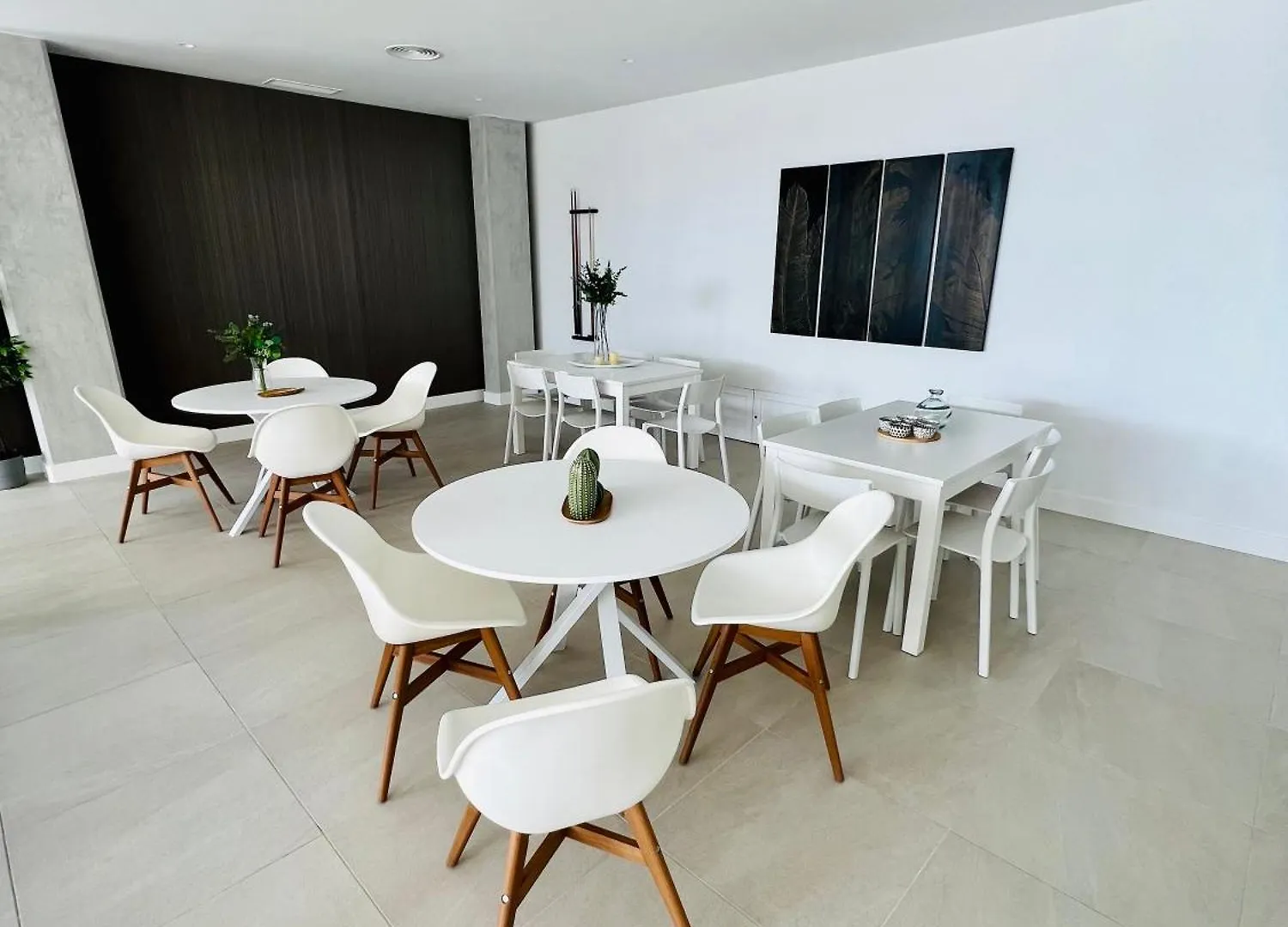 Logement Moderne Et Cosy Avec Piscine, Jacuzzi, Salle De Sport Et Billard Estepona Apartment