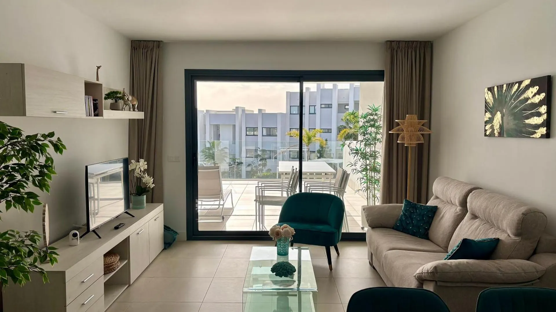 Apartment Logement Moderne Et Cosy Avec Piscine, Jacuzzi, Salle De Sport Et Billard Estepona