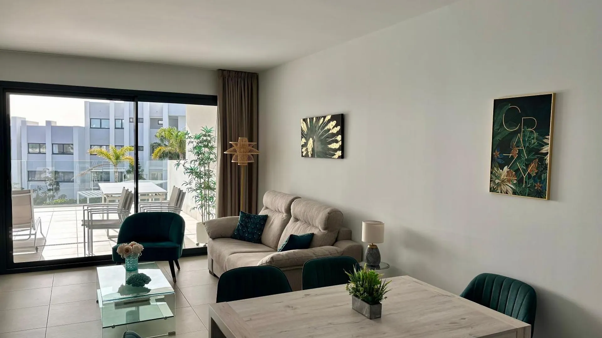 Logement Moderne Et Cosy Avec Piscine, Jacuzzi, Salle De Sport Et Billard Estepona Spain