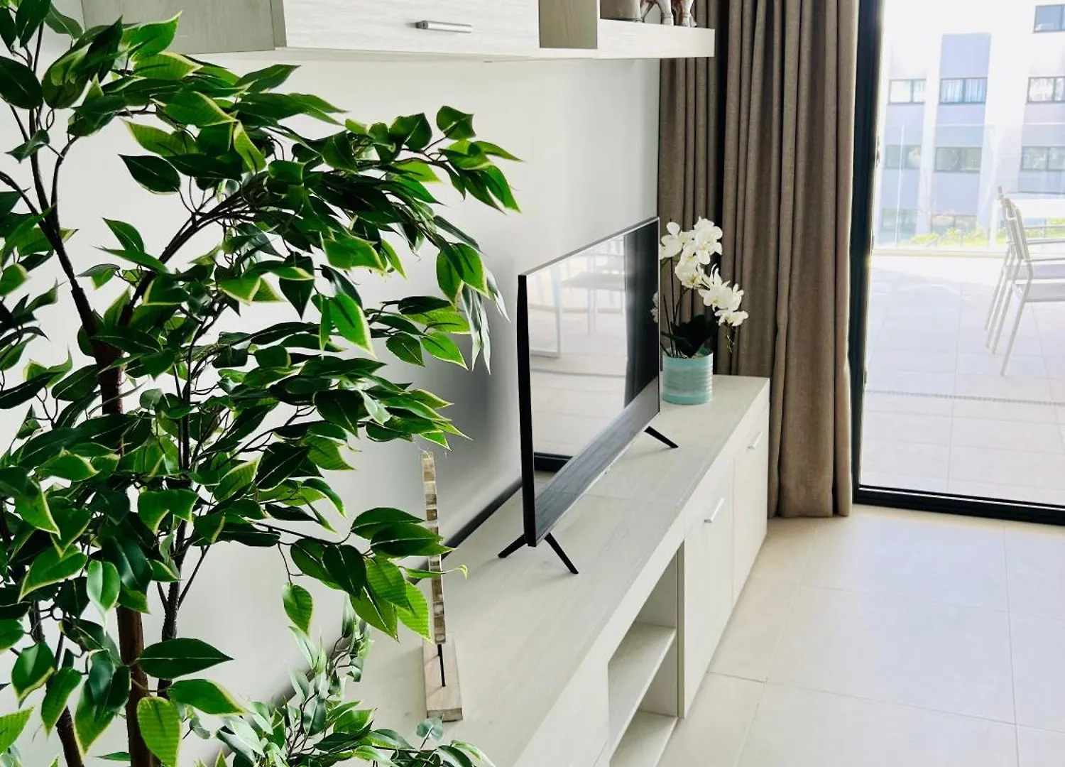 Apartment Logement Moderne Et Cosy Avec Piscine, Jacuzzi, Salle De Sport Et Billard Estepona